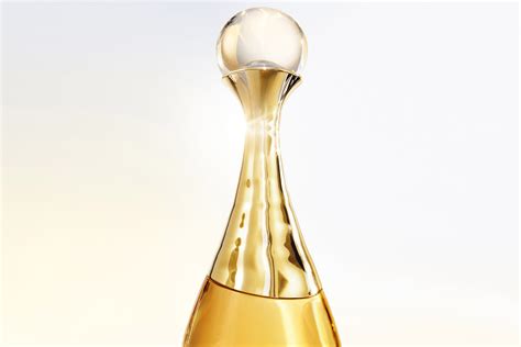 dior j'adore l'or 2023.